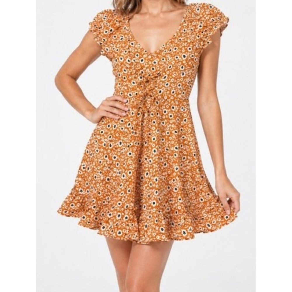 NWT Olivaceous Floral Mini Dress Medium Ruched Tie Front Flutter Sleeve - Picture 1 of 8